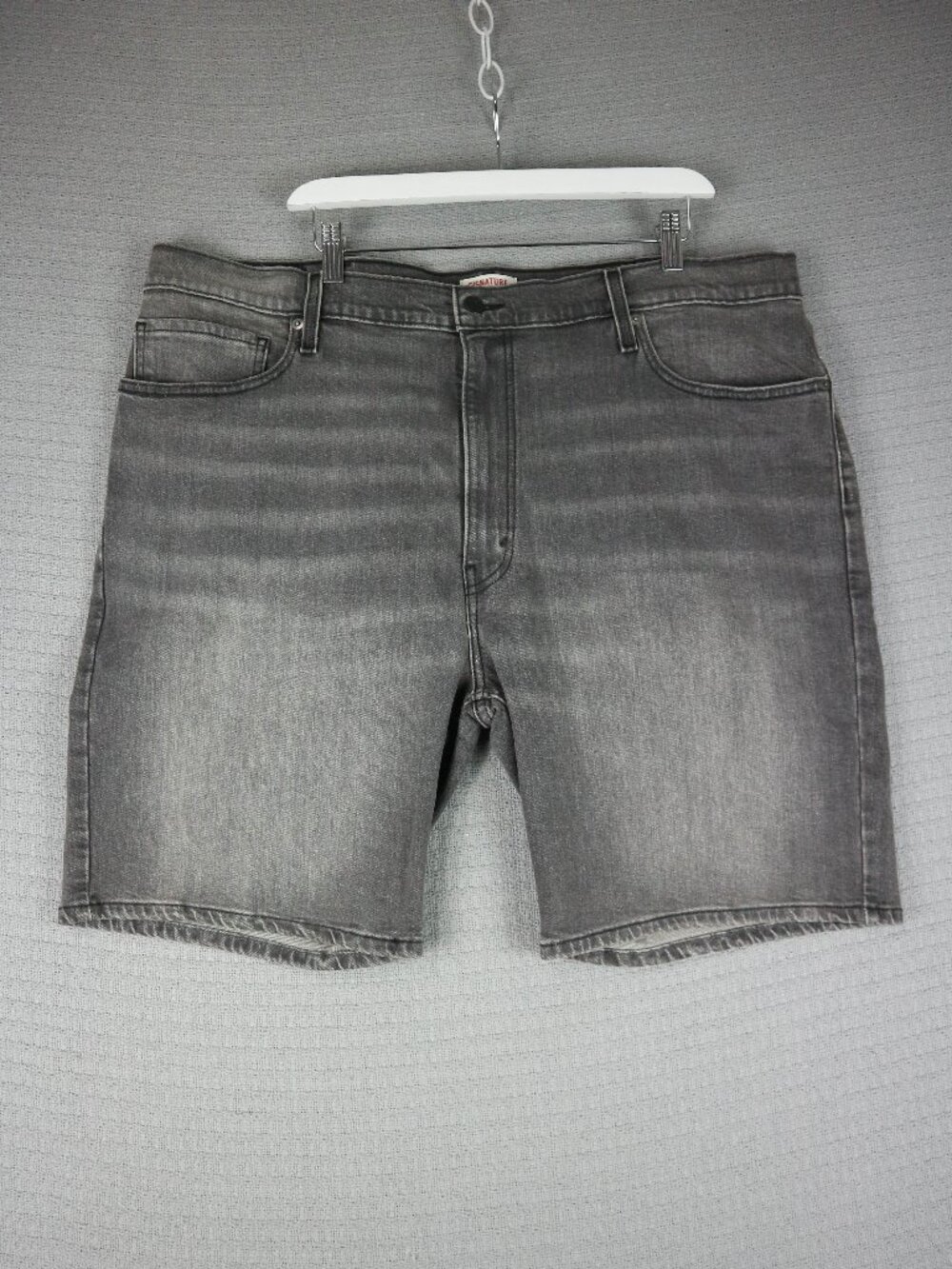 Signature Levi Strauss Jean Shorts Faded Grey 40W Jorts